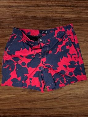 Abercrombie & Fitch Men’s 5” Red and Blue Floral Stretch Swim Trunks. Size XXL